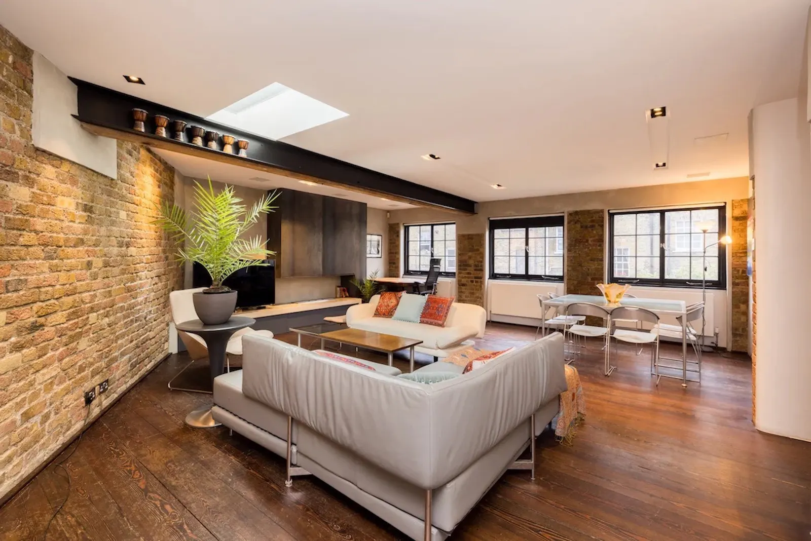 Duplex, Lambeth Village, Kennington, London